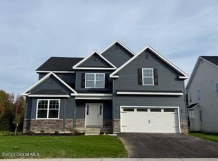 34 Timber Creek Dr, Ballston Lake, NY 12019