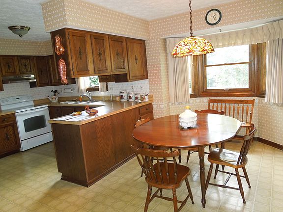 Eat in Kitchen