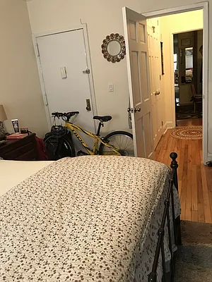 Rented by Metropolis Real Estate of Manhattan | media 33