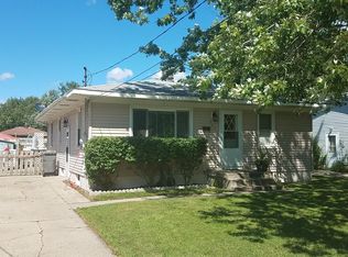 327 43rd St SW, Wyoming, MI 49548
