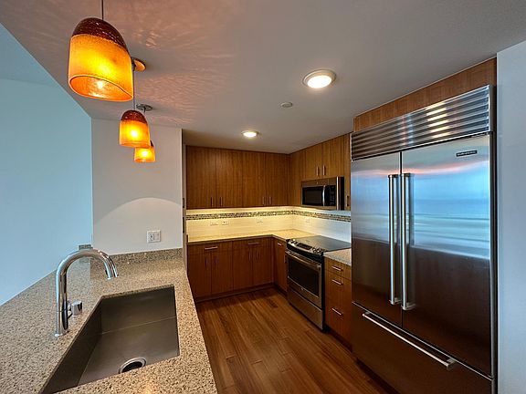 2nd image of 555 South St #4102