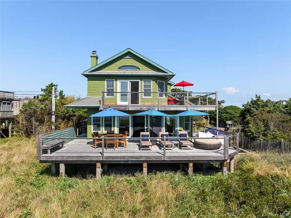 50 E End Walk, Atlantique, NY 11706