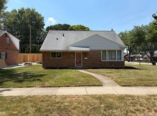 747 Jamaica Dr, Troy, MI 48083