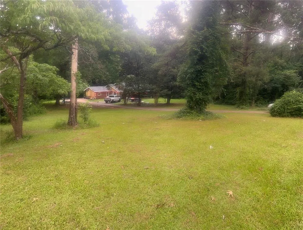 5 bed, 1.5 bath, 1480 sqft, $2,000 — Photo 1