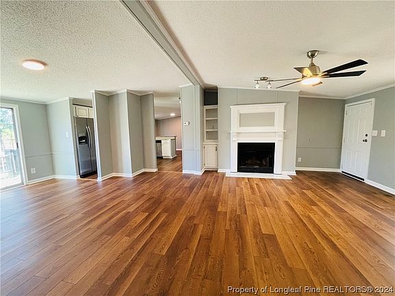 3rd image of 1401 Clan Campbell Dr