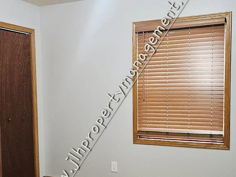 1971 W Navajo Dr — Photo 5
