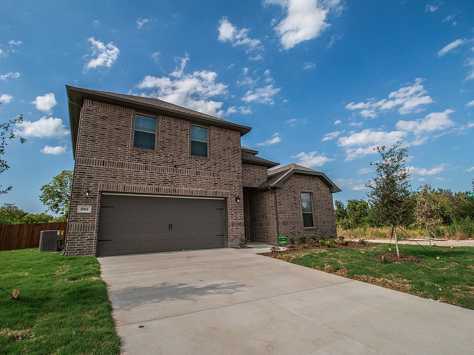 1st image of 1001 Verde Valley Ln