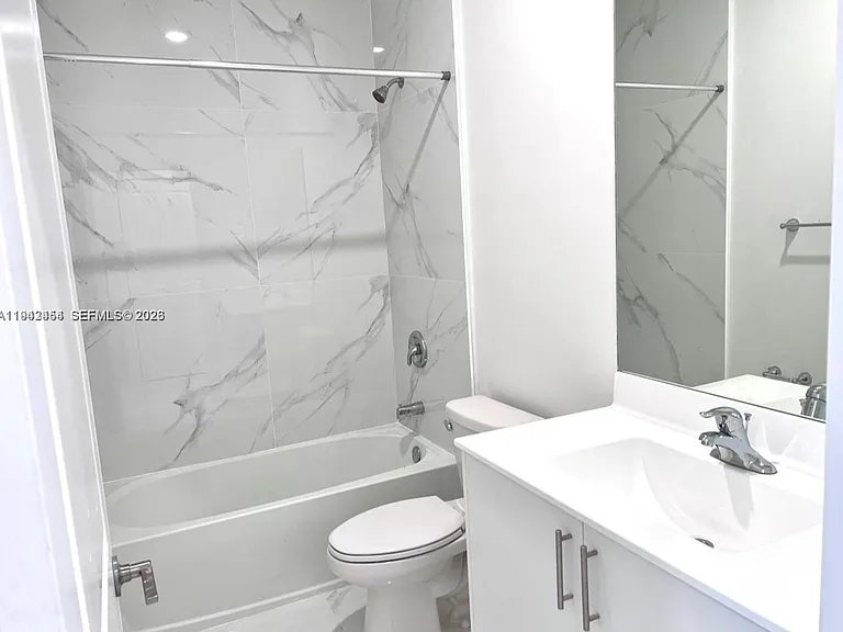15903 SW 2nd Pl #15903 — Photo 16