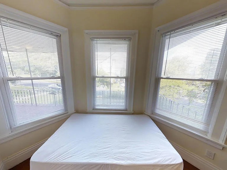 113 Comstock Ave #2 — Photo 4