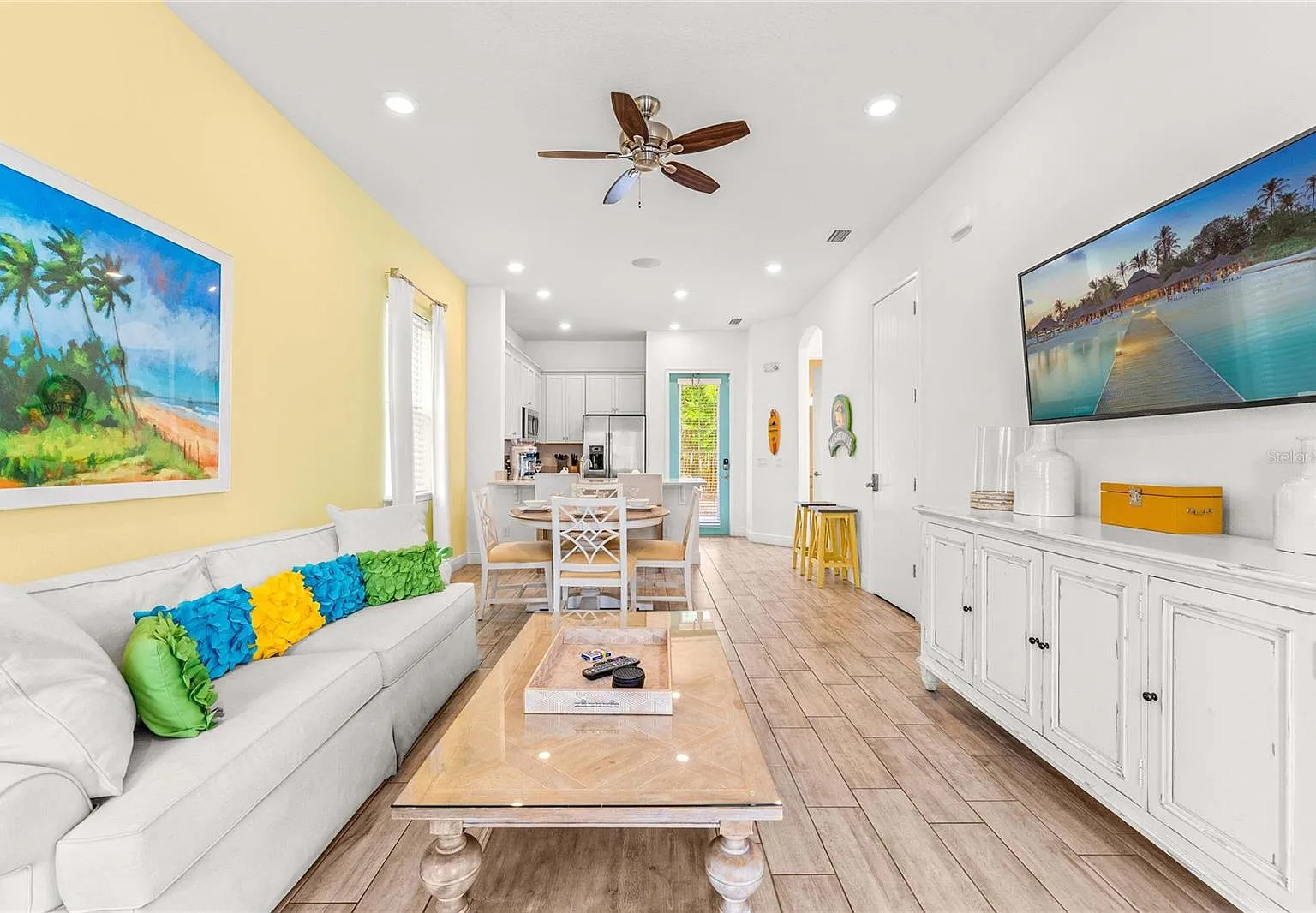 2 bed, 2.5 bath, 1305 sqft, $3,250 — Photo 3
