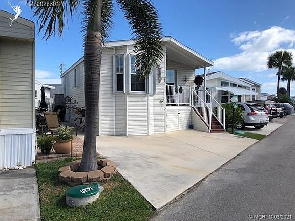 3rd image of 862 Nettles Blvd