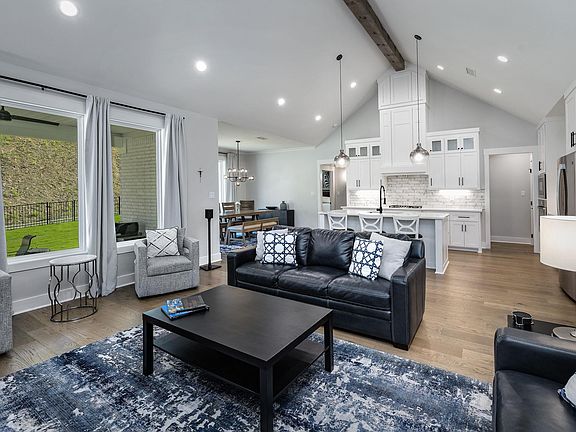 5th image of 103 Calion Ct