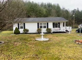 290 Laurel Heights Rd, Manchester, KY 40962