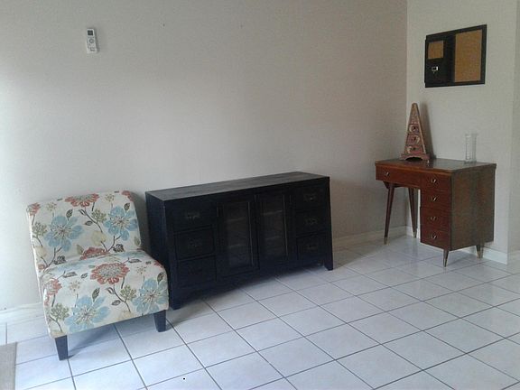 2nd image of 806 Continental Dr APT 2