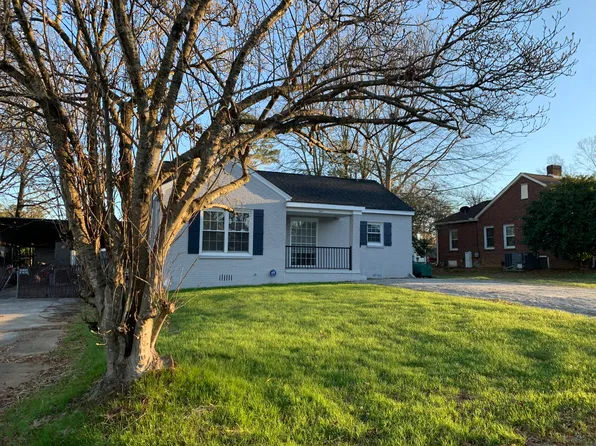 207 Bowles Ave, Greenwood, SC 29649