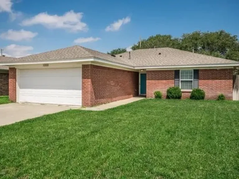 1000 Trinchera Dr — Photo 1