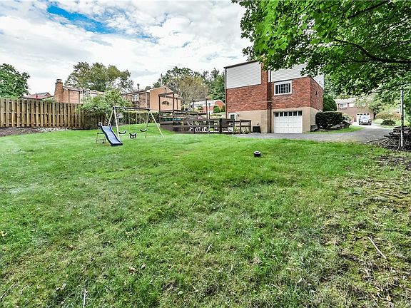 3rd image of 2713 Sapling Dr