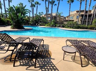 21271 Ronda Cir, Huntington Beach, CA 92648