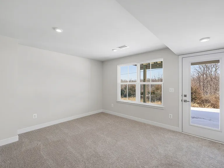 4687 Drysdale St — Photo 21