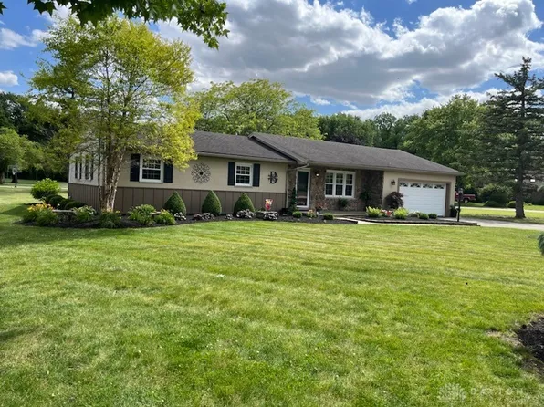 114 Greenmoor Dr, Arcanum, OH 45304