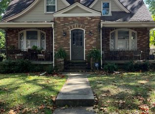 318 Sycamore Rd, Lexington, KY 40502