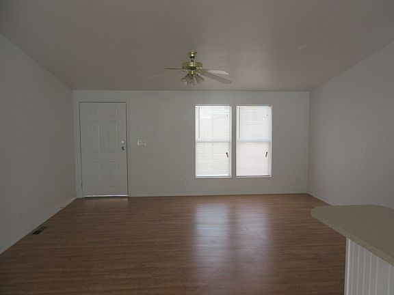 5th image of 10418 Elsie Dr
