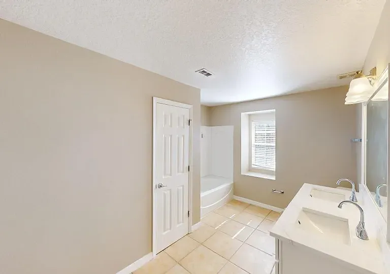 14796 Tullamore Loop — Photo 32