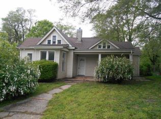 1020 S Cottage St, Independence, MO 64050