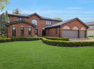 3721 Vantage Ln, Glenview, IL 60026