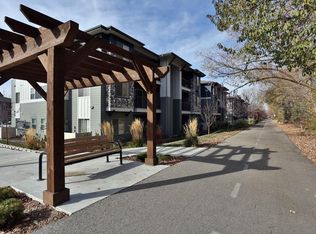 445 E 50th St #B203, Garden City, ID 83714