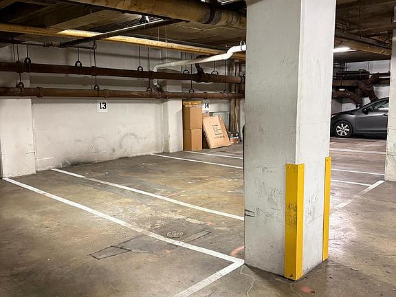 2nd image of 522 21st St NW