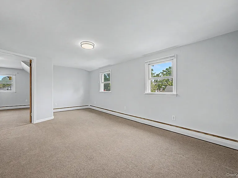 18 Heath Ln — Photo 15