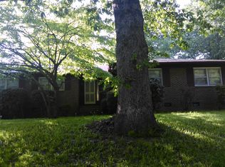 1903 Friar Tuck Rd, Greensboro, NC 27408