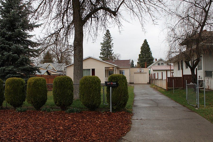 2nd image of 1118 W Glass Ave