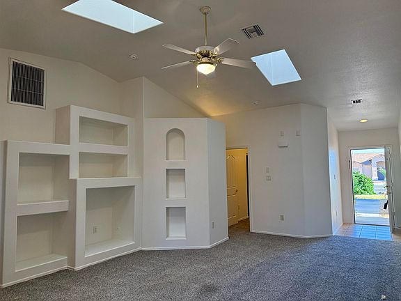 4th image of 10730 E 35th Pl