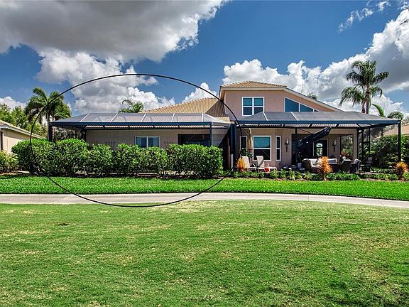 3rd image of 9448 FOREST HILLS CIRCLE
