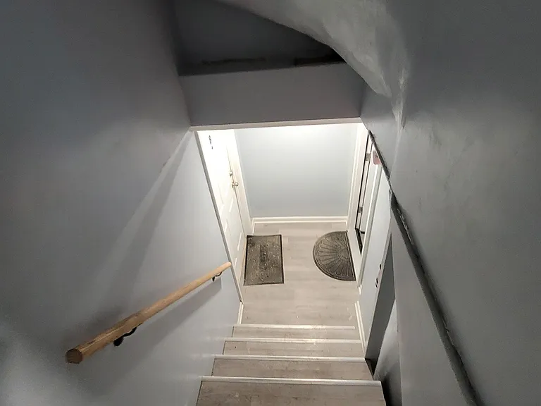 W 78th St — Photo 3