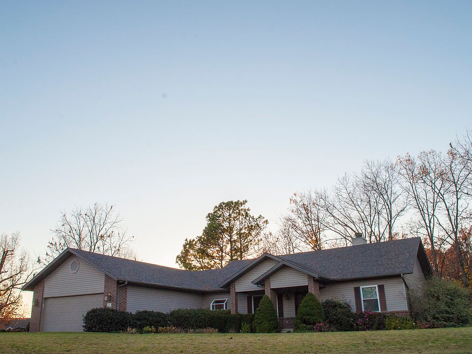1st image of 2 Barra Ln