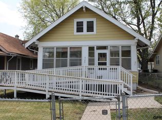 3177 Larimore Ave, Omaha, NE 68111
