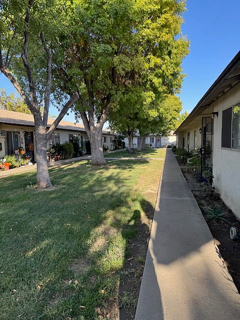 Path to go to front door