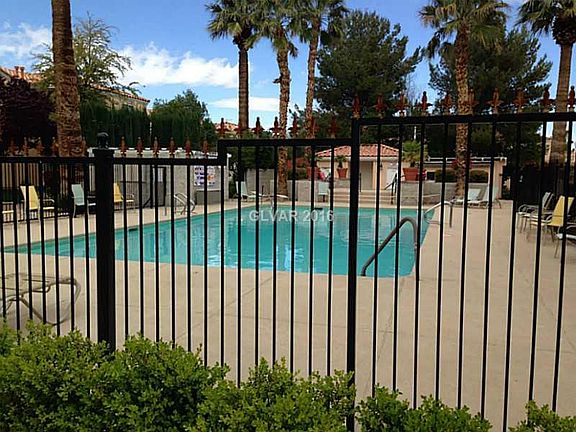 5th image of 8452 Boseck Dr Unit 264