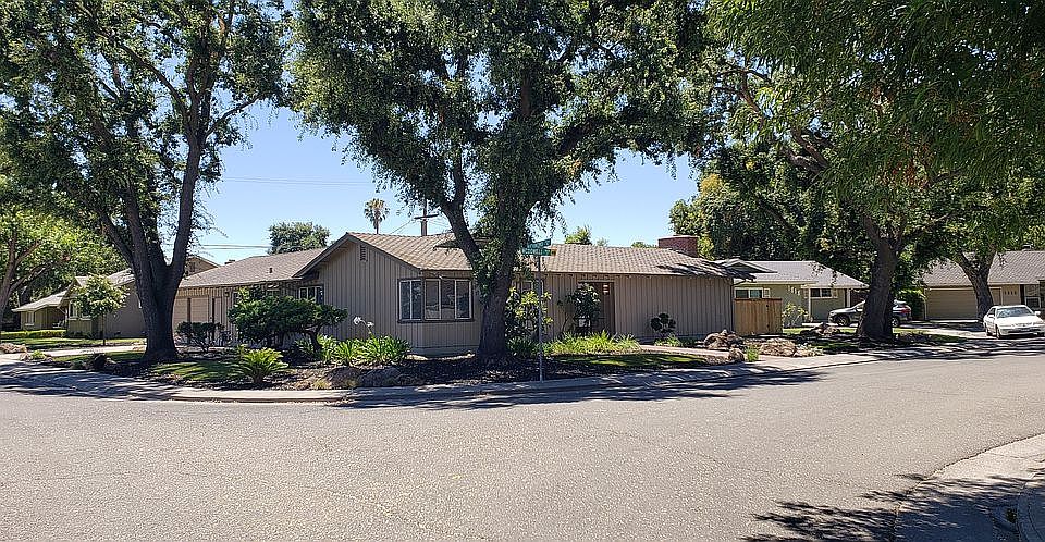 1st image of 1810 McDowell Ct