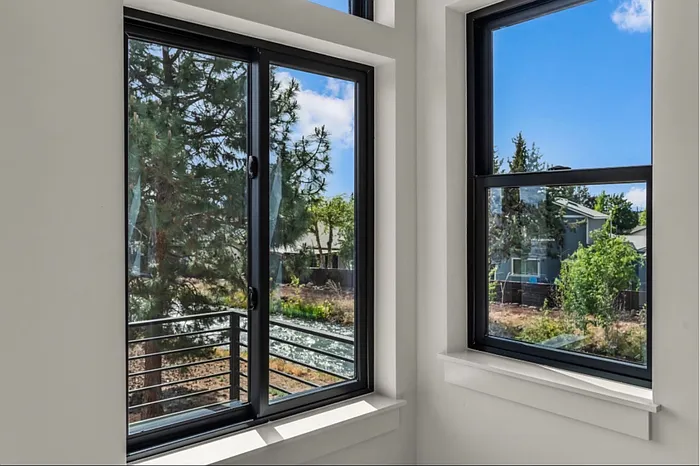 2548 SW Yew Ave #103 — Photo 5