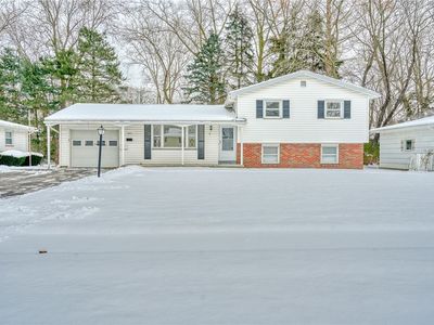 182 Mount Ridge Cir, Rochester, NY, 14616