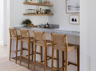 466 Homewood Rd, Los Angeles, CA 90049