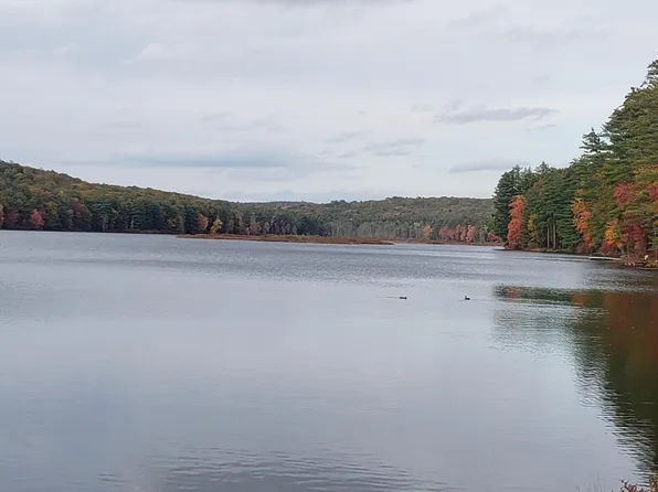 LOT 434 Autumn Ct, Hawley, PA 18428