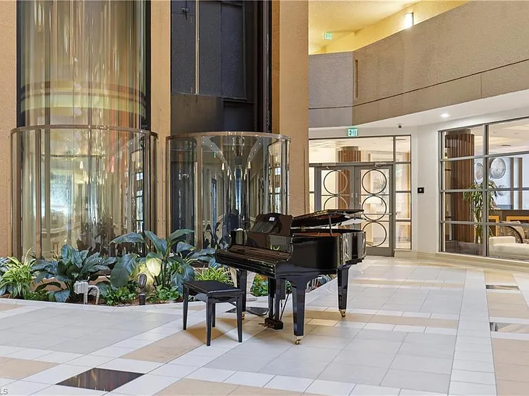 4041 Gulf Shore Blvd N #1007 — Photo 44