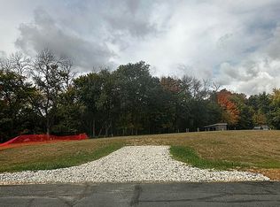 Jackson Cir, Prior Lake, MN 55372