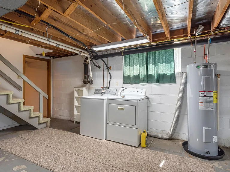 6216 Mountain Laurel Rd — Photo 34