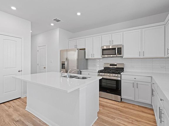 6th image of this home